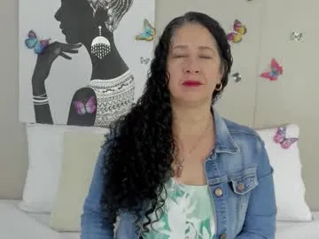 adelesmithh on Chaturbate