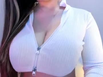 Freechat akura_01 on Chaturbate