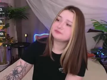 alice_walters — my last stream, let's make it unforgettable   #german #curvy #leggings #pawg #flexible