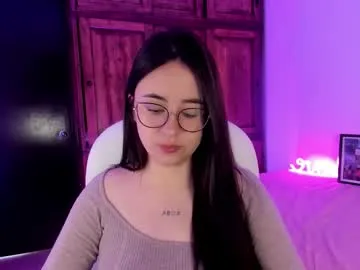 alicee_2 on Chaturbate