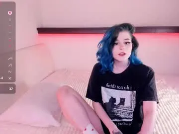 alicentity on Chaturbate