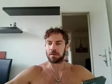 Freechat alphah_hunk on Chaturbate