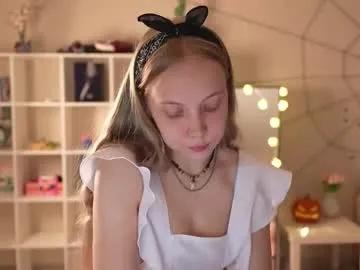 appr0ved — eat me!   Goal: take off bra under my apron [82 left]  #blonde #natural #young #skinny #teen