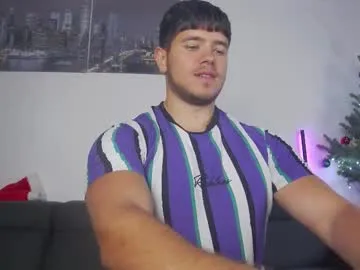 arilass on Chaturbate