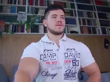 arilass on Chaturbate