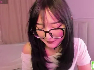 ariya_star — take of top  TAKE OFF PANTIES  #18, #new, #teen, #asian, #skinny [0 tokens remaining]