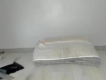 Freechat bigtroublelittlechina on Chaturbate