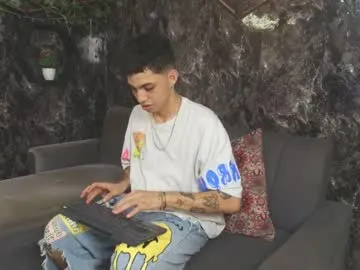cameron_lux4