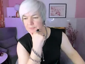 carmensoft on Chaturbate