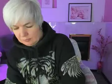 carmensoft on Chaturbate