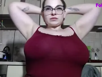 carolinadiamond on Chaturbate