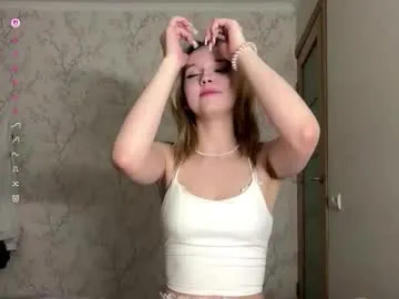 carollkaps on Chaturbate