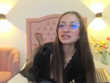 chloekey on Chaturbate