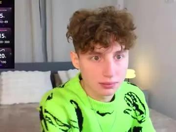 Private crisp1n on Chaturbate