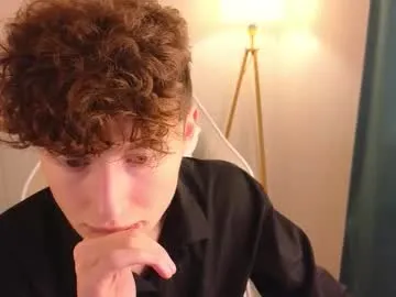 crisp1n on Chaturbate