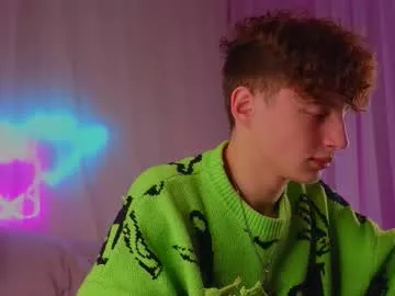 crisp1n on Chaturbate