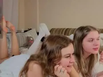 cuttiestwo on Chaturbate