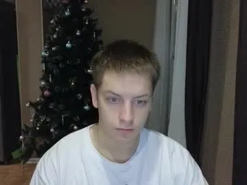 danila_trezzini — Goal: show dick #bigcock #muscle #young #twink #uncut - Next Goal: flex muscles