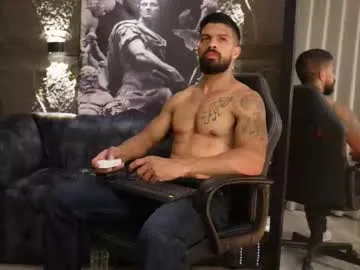 dann_saenz on Chaturbate