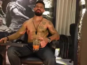 dann_saenz on Chaturbate