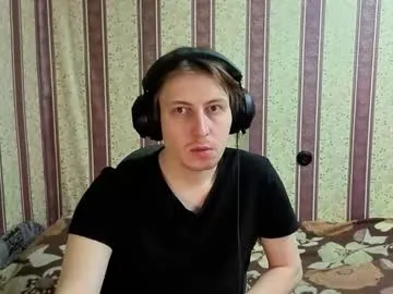 darienlarge on Chaturbate