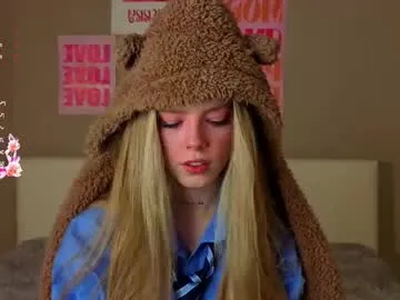 denaebeste on Chaturbate