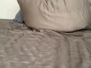 Freechat dickjulian on Chaturbate