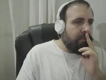 dicristalino — GOAL: make me cum! #chuby #beard #big #hard #pvt #cum #chubby #hairy #bear #beard #latin #PVT [555 tokens remaining]