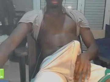 doomdrag3 on Chaturbate
