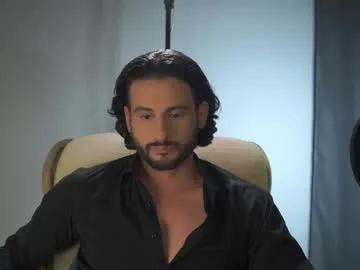 double_luckystrike on Chaturbate