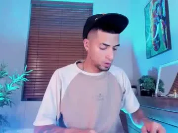 drakeneumann on Chaturbate