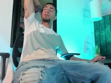 drakeneumann on Chaturbate