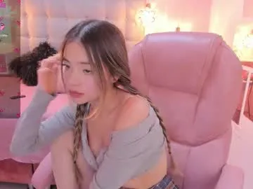 dulce_powl on Chaturbate