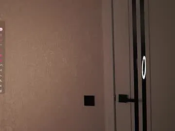 elizabethennals on Chaturbate