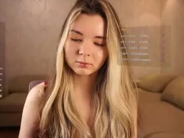 elizabethennals on Chaturbate