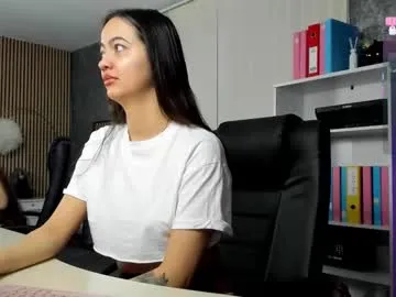 evanoellex on Chaturbate