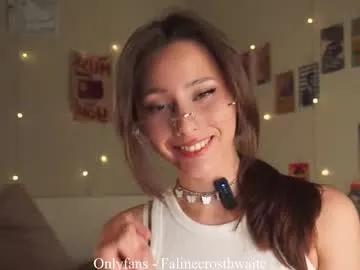 Freechat falinecrosthwaite on Chaturbate