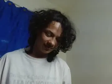 fenixmfx — GOAL: Naked show [111 tokens remaining] Support my moving! Any tip counts! #ftm #bigclit #hairy #bush #nonbinary