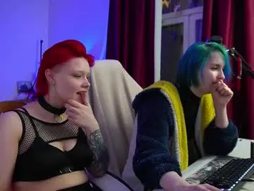 fox_and_dog — GOAL:  tie Leah's feet up [350 tokens remaining]  #goth  #bdsm #strapon #redhead #ahegao