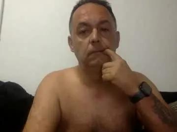 Freechat futbolin95 on Chaturbate