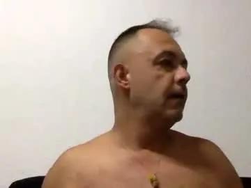 Freechat futbolin95 on Chaturbate