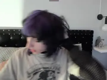 ghosty_doll on Chaturbate