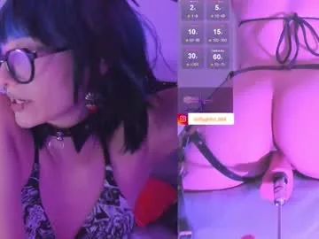 ghosty_doll on Chaturbate
