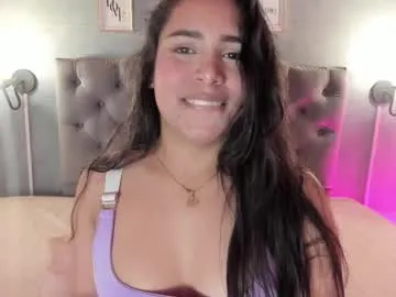 giannaslimjb on Chaturbate