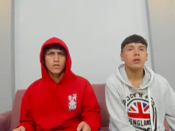 hoot_booys_ on Chaturbate
