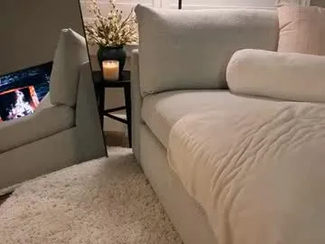 hot_wife_amber — Nude oil show    #new #mature #bigboobs #brunette #hotwife [5627 tokens remaining]