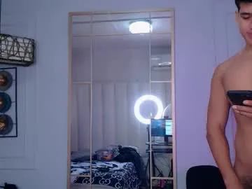 hotcrew_ on Chaturbate