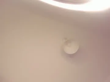 itsbellax on Chaturbate