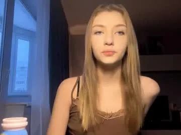 janitamunerlyn on Chaturbate