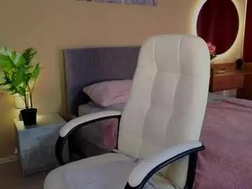 Freechat julia_ortega on Chaturbate